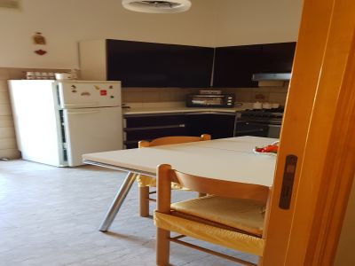 Cucina con balcone