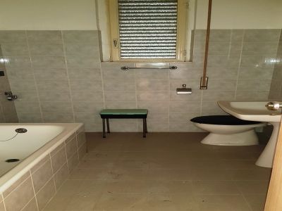 bagno con vasca